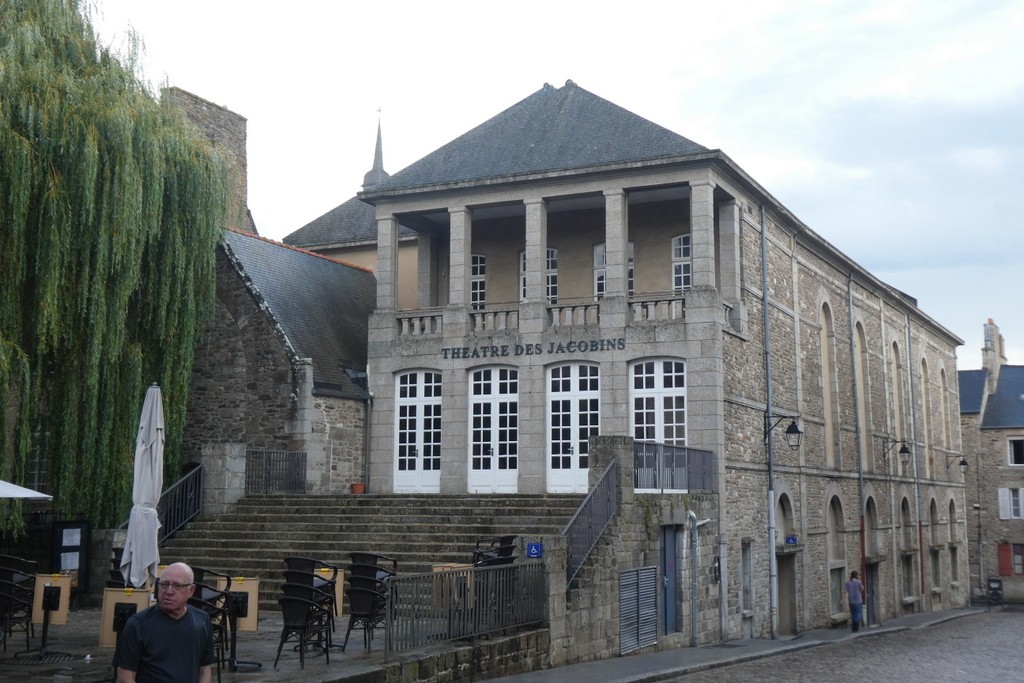 Dinan 2 