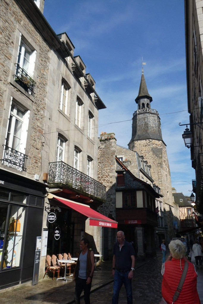 Dinan 3 